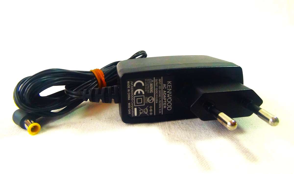 3 x Kenwood TK 3000 UHF FM Radio Transceiver with 1 x power supply and 1 x Desk top Base