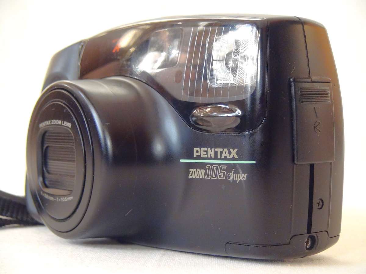Pentax Zoom 105 Super compact point and shoot film camera