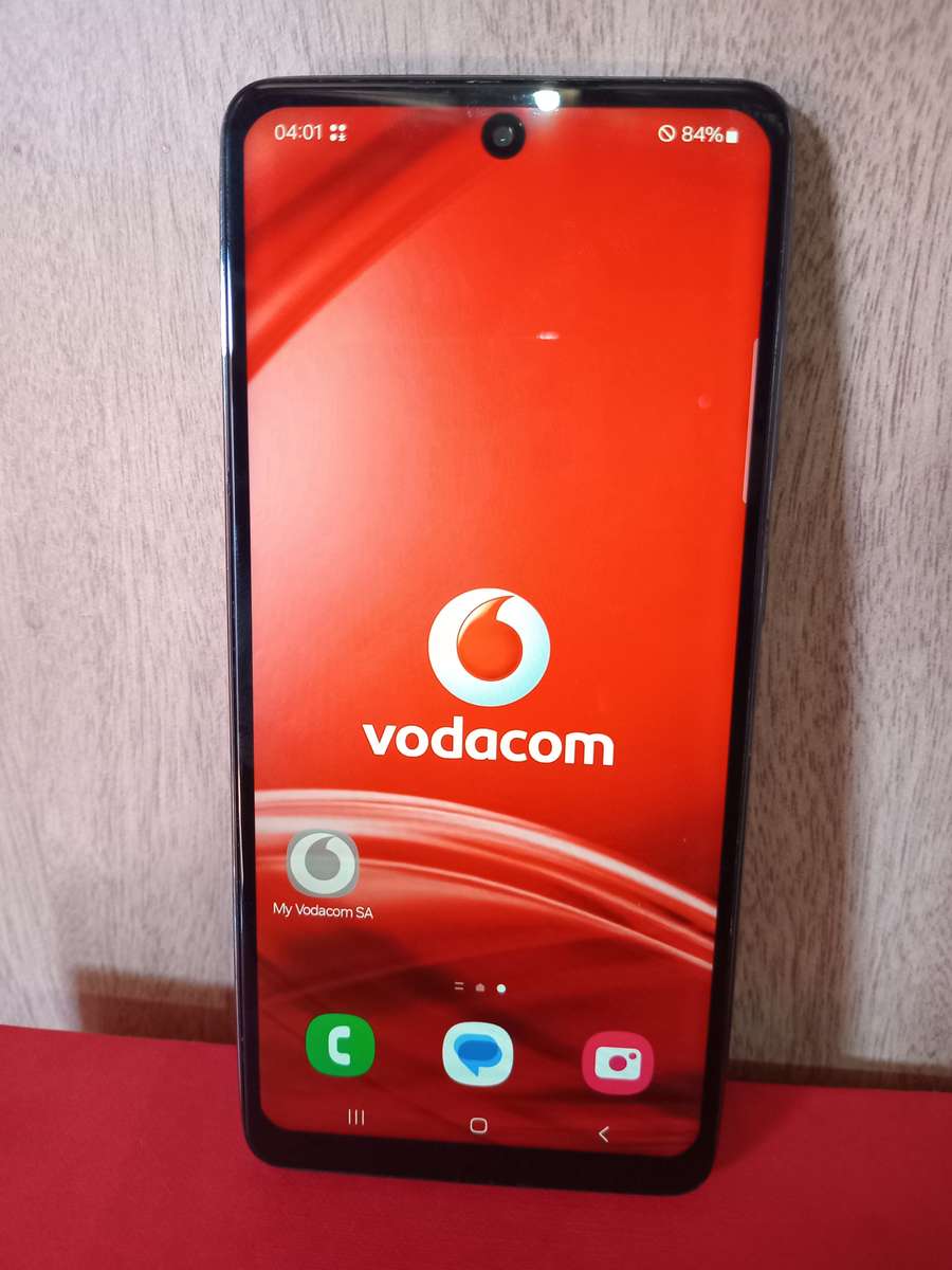 SAMSUNG GALAXY A52 5G SMARTPHONE || 128G/6G, 64MP QUADRUPLE CAM,4K, AMAZING PHONE