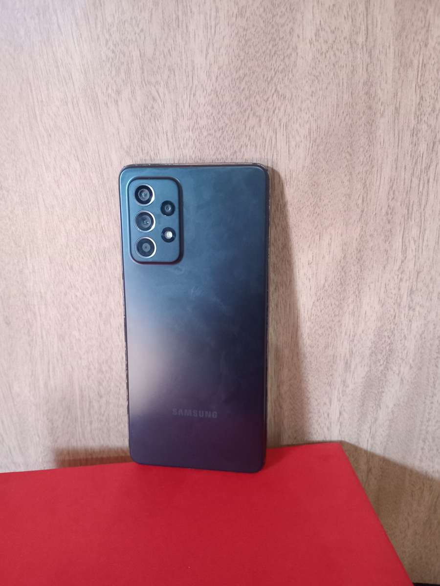 SAMSUNG GALAXY A52 5G SMARTPHONE || 128G/6G, 64MP QUADRUPLE CAM,4K, AMAZING PHONE