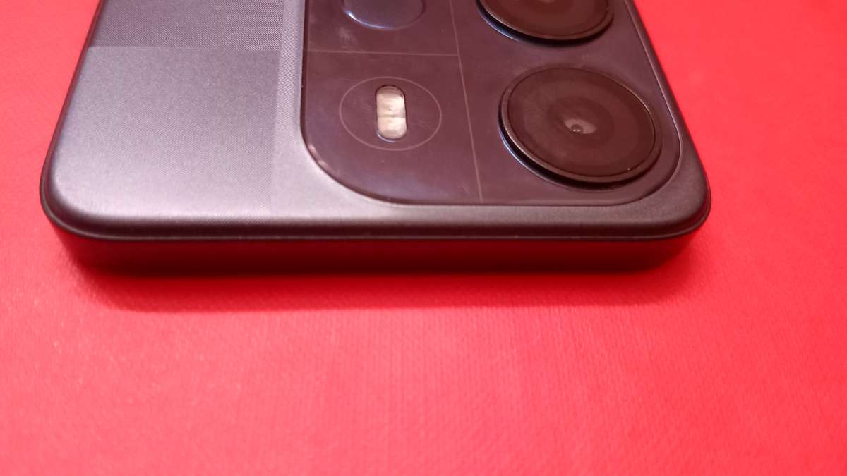 LIKE NEW TECNO POP 7 SMARTPHONE || 64G/4G BIG BATTERY, FINGERPRINT NEW MODEL