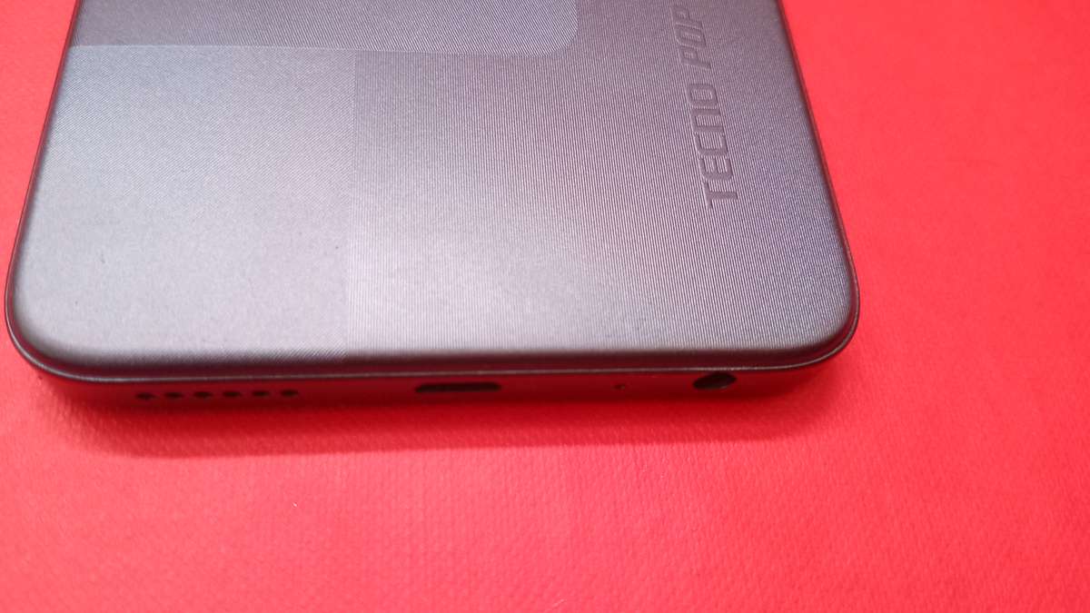 LIKE NEW TECNO POP 7 SMARTPHONE || 64G/4G BIG BATTERY, FINGERPRINT NEW MODEL