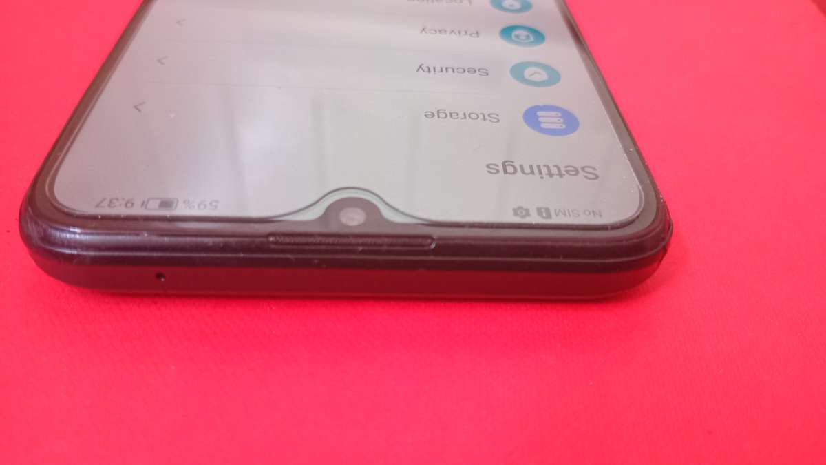 SMARTPHONE HUAWEI NOVA Y60|| 64G/4G TRIPLE CAM,FINGERPRINT AND BIG HD SCREEN,BARGAIN