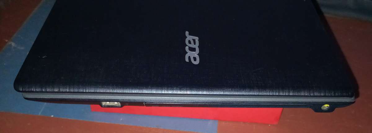 GAMING LAPTOP ACER E SERIES E5-573 I5 5TH G, 1TB, 12G || NVIDIA GFORCE, LED HD DISPLAY,MONSTER SPECS