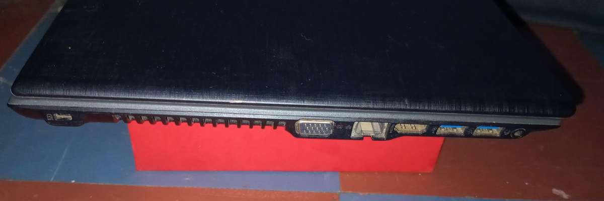 GAMING LAPTOP ACER E SERIES E5-573 I5 5TH G, 1TB, 12G || NVIDIA GFORCE, LED HD DISPLAY,MONSTER SPECS