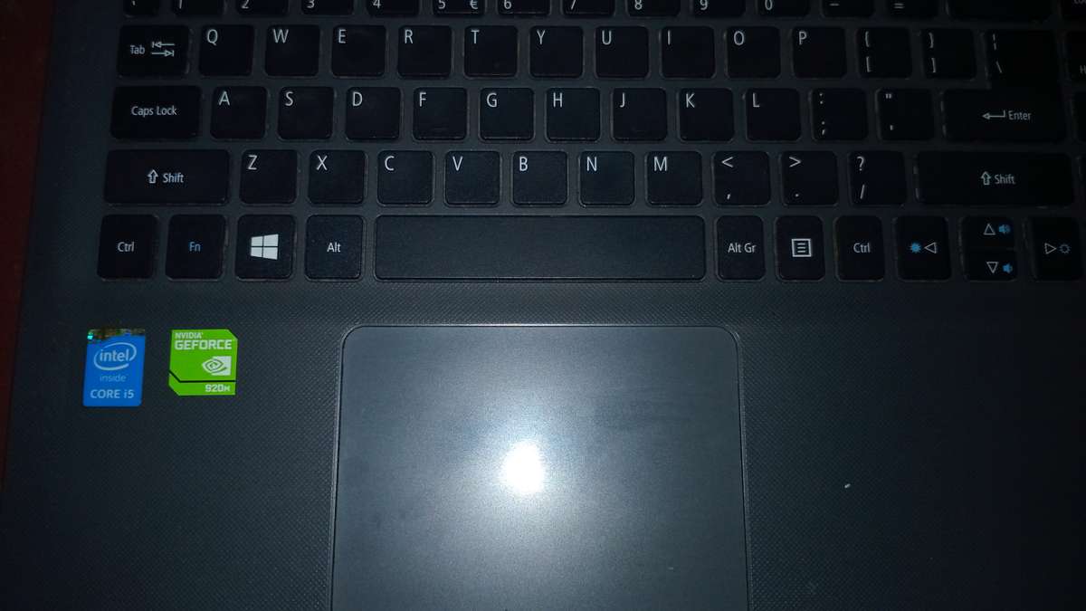 GAMING LAPTOP ACER E SERIES E5-573 I5 5TH G, 1TB, 12G || NVIDIA GFORCE, LED HD DISPLAY,MONSTER SPECS