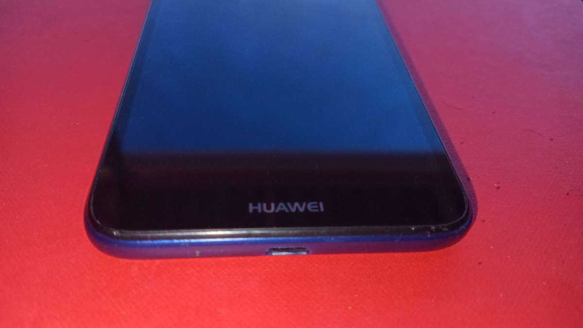 SMARTPHONE HUAWEI Y5 LITE || VERY GOOD CONDITION, BEAUTIFUL PHOTOS AND VIDEO/BARGAIN