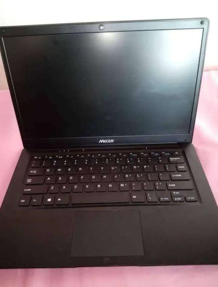 LAPTOP MECER MY LIFE Z140C-EDU DUAL CORE CELERON 4GB 300GB SSD 14 NOTEBOOK  MATT BLACK