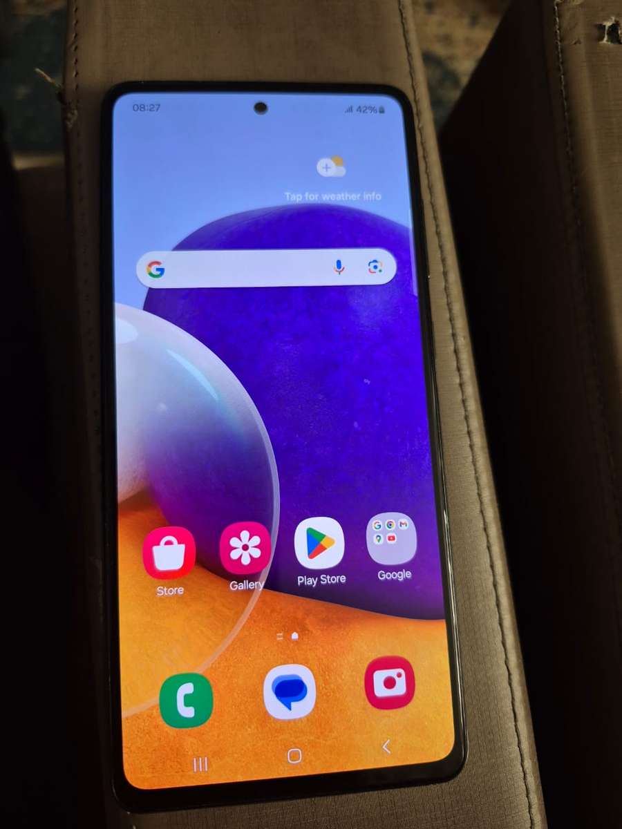 LIKE NEW ONE SAMSUNG SMARTPHONE A72 5G|| 128G/6G,FHD 64MP QUADRUPLE CAM,IN-DISPLAY FINGERPRINT