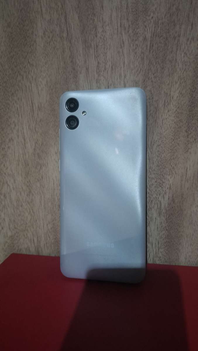 SAMSUNG GALAXY A04E | CLEAN AND BEAUTIFUL PHOTOS