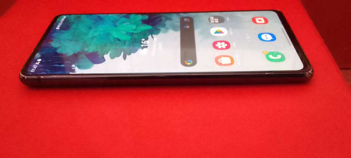 SAMSUNG GALAXY S20 FE || 128G/6G, IN-DISPLAY FINGERPRINT, TRIPLE CAM,MONSTER SPECS