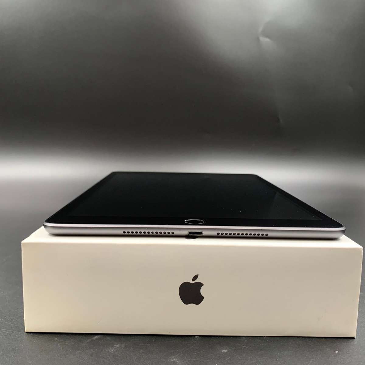 Apple iPad 10.2" 32GB WiFi 8th Gen