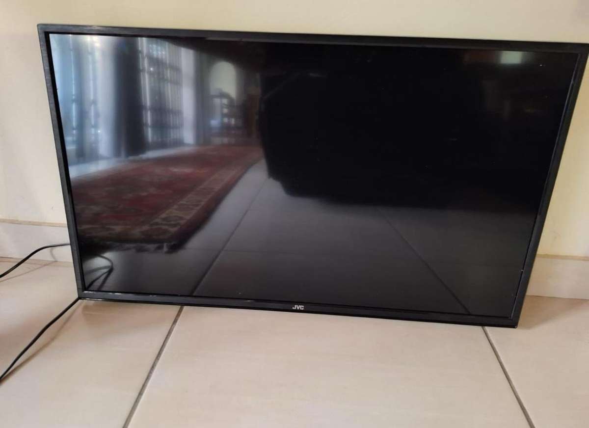 JVC 32 TV
