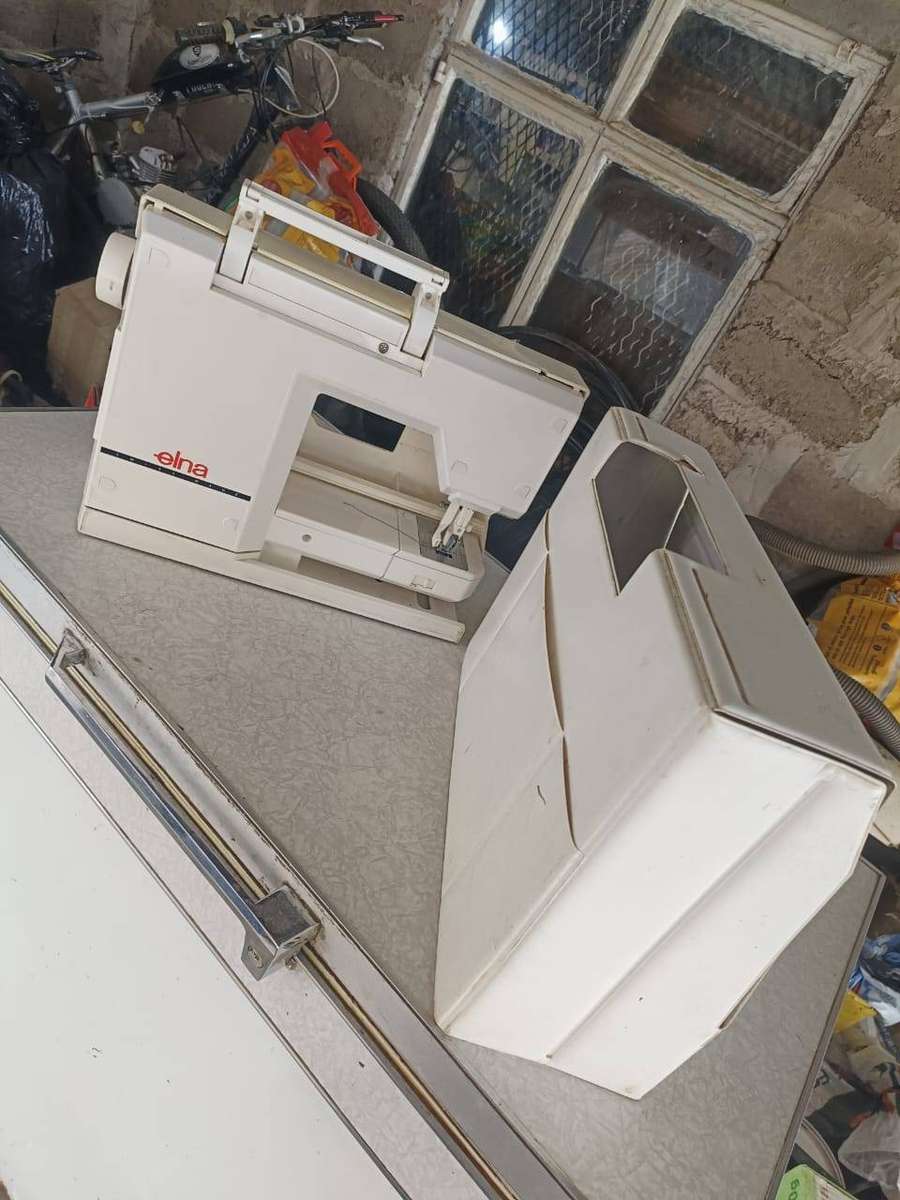 Elna Computer Sewing Machine