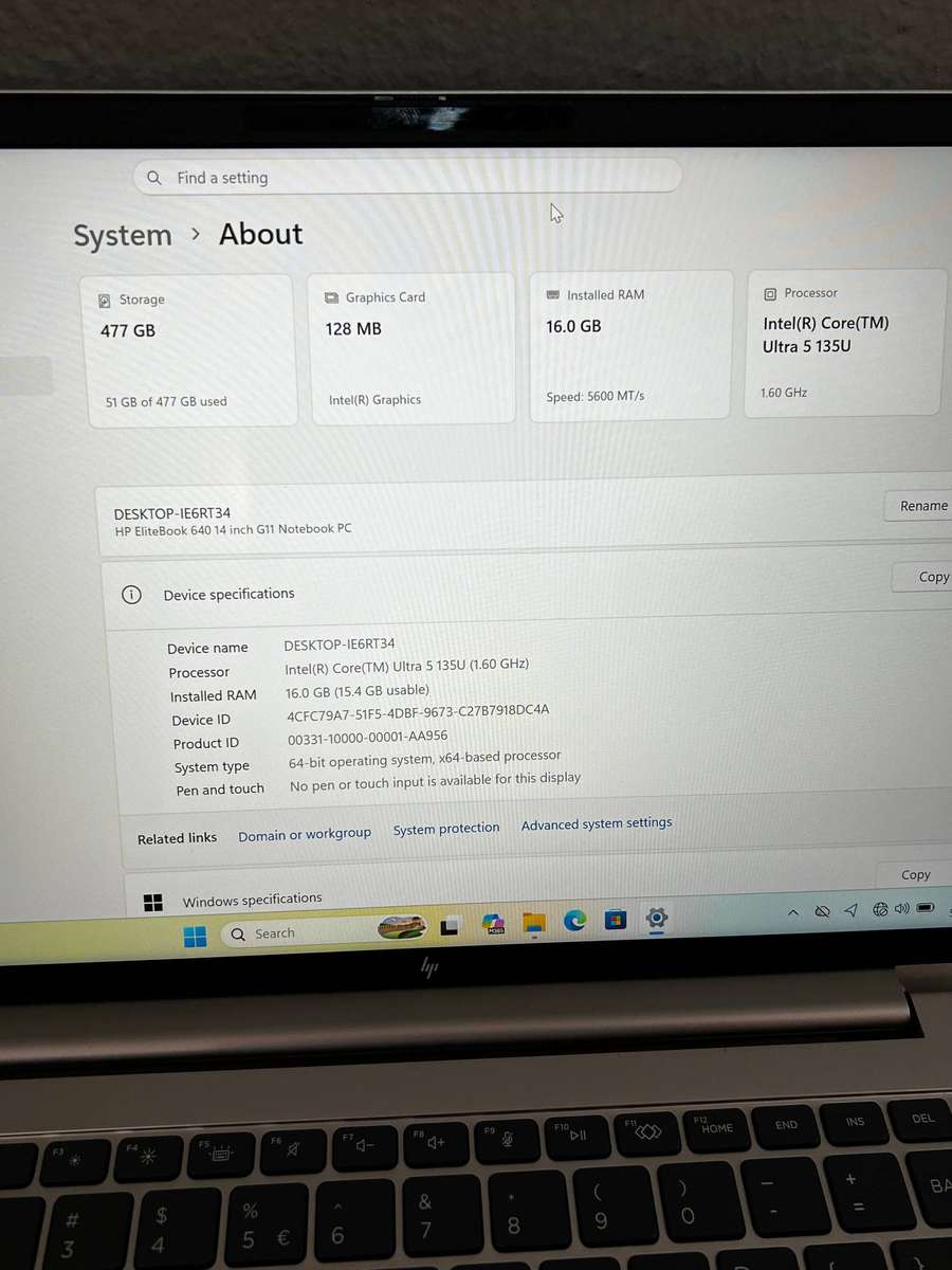  HP EliteBook 640 G11 Notebook PC    Processor: Intel® Core Ultra 5 135U (1.60GHz)  RAM: 16