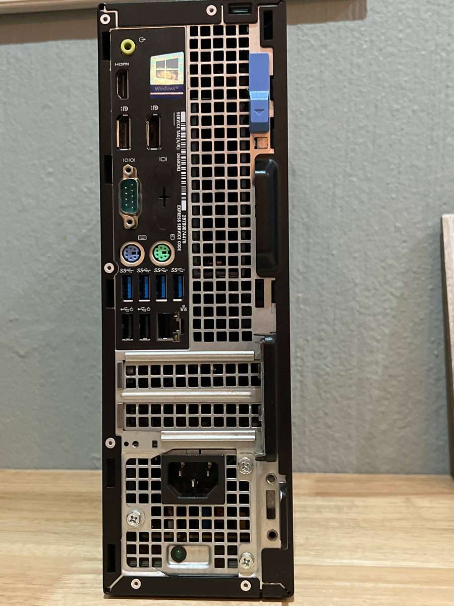 Dell OptiPlex 7050 SFF (Small Form Factor) i7  Intel® Core i7-7700 /32GB ram /512m.2