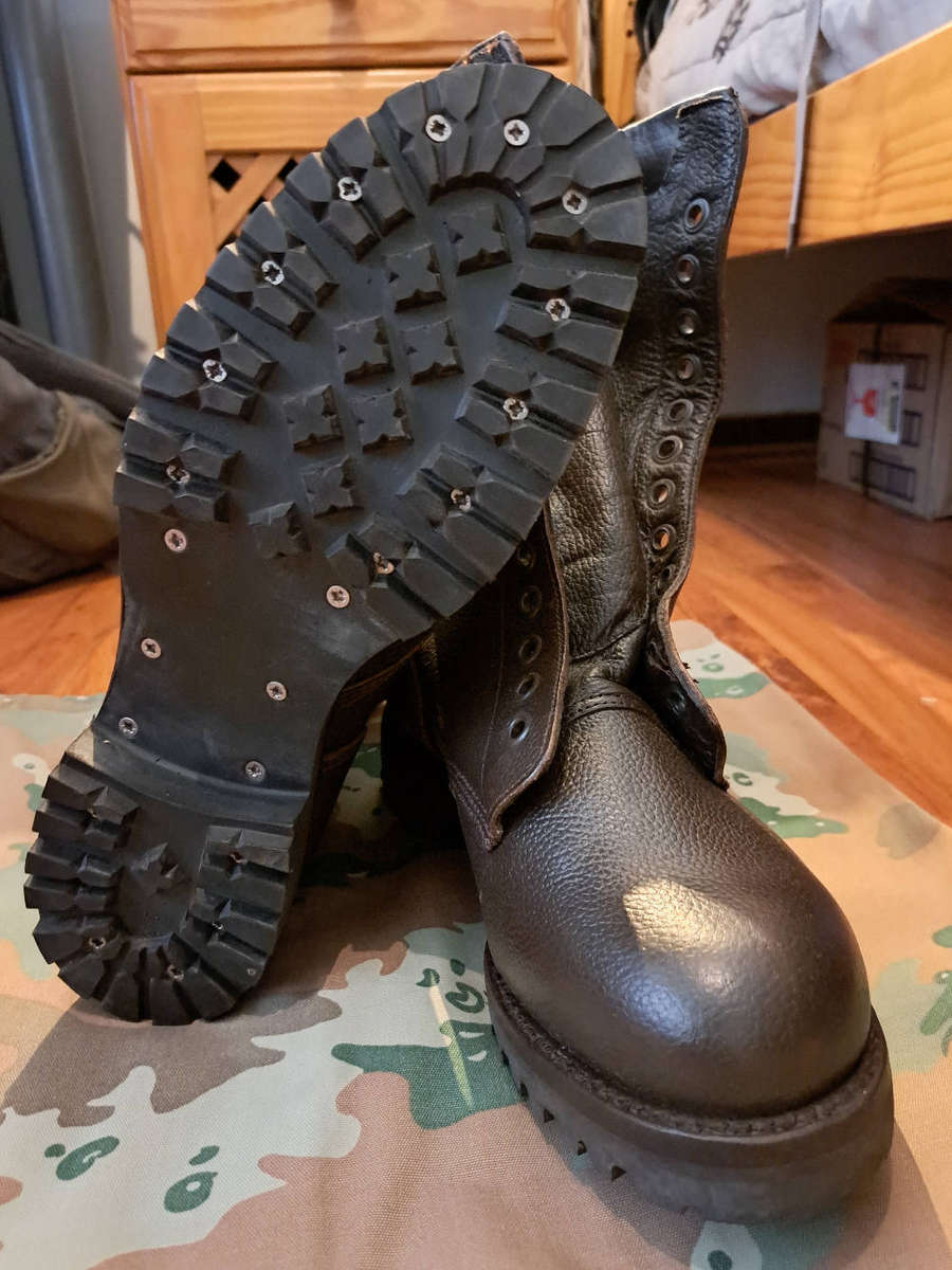 SANDF paratrooper jump boots size 9