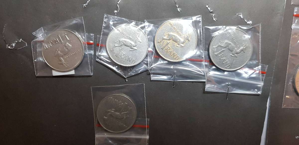 GREAT ONE RAND R1 COIN COLLECTION