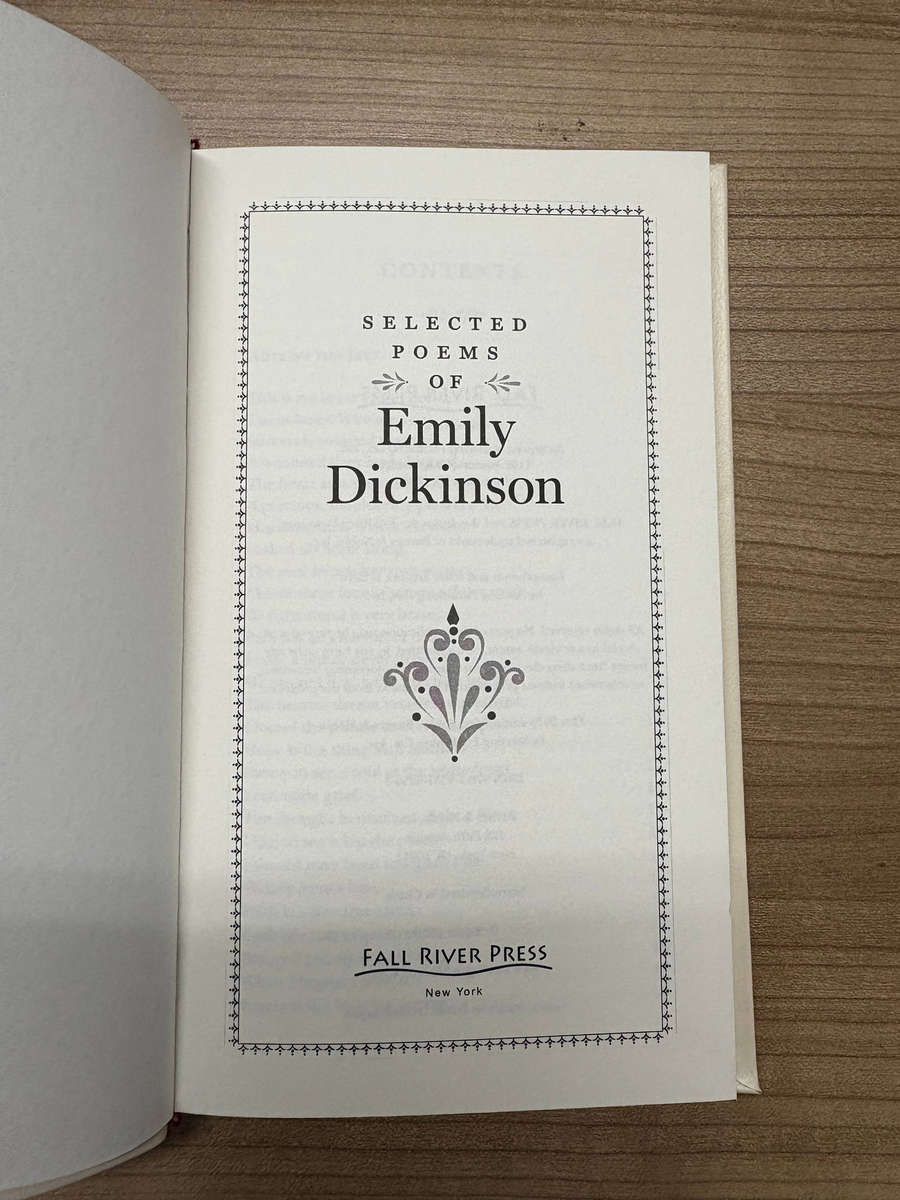 Selected Poems of Emily Dickinson (Barnes & Noble Pocket Size Leatherbound Classics)