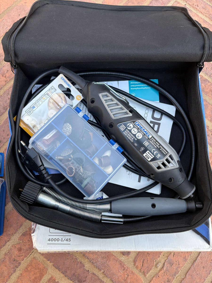Dremel 4000 Multitool with 45 Accessories + 2 Cleaning/Polishing Sets