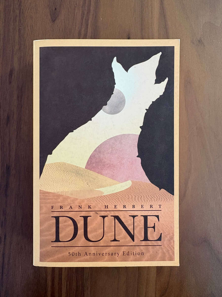 Dune by Frank Herbert (Paperback)