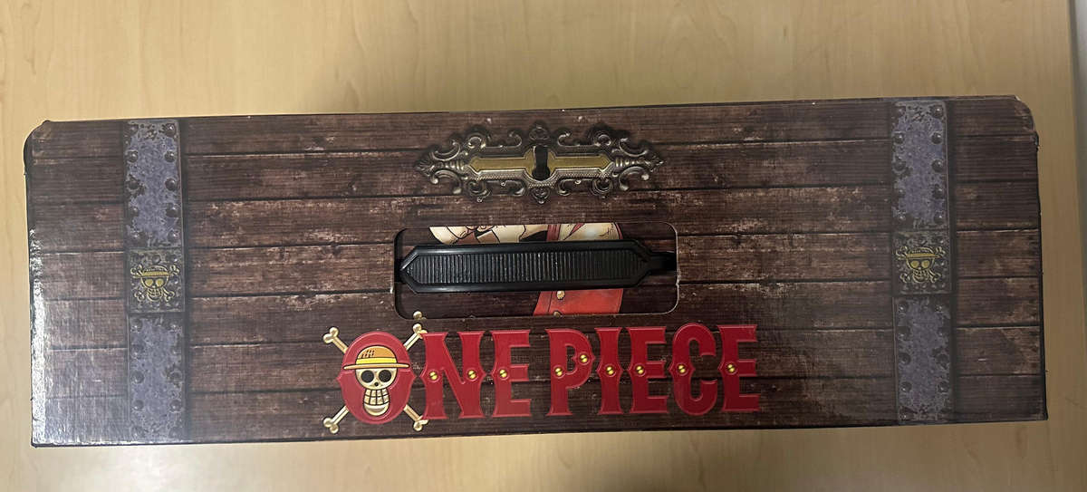 One Piece East Blue and Baroque Works Manga Box Set Volumes 1-23 + Extras