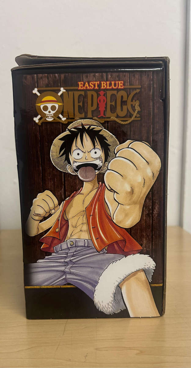 One Piece East Blue and Baroque Works Manga Box Set Volumes 1-23 + Extras