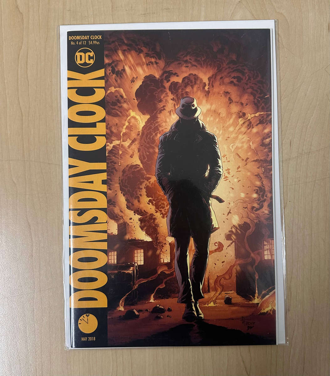 DC Doomsday Clock Comic Book Bundle