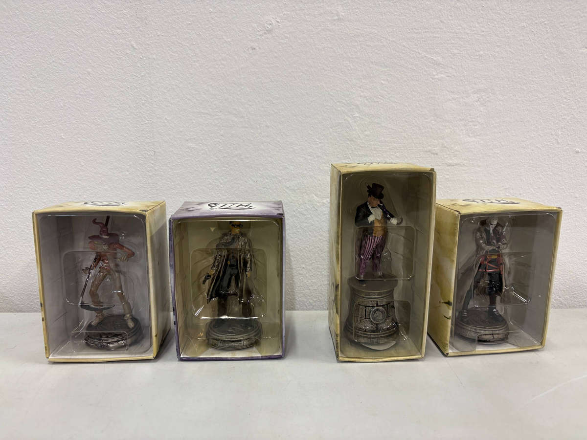 Batman DC Chess Pieces