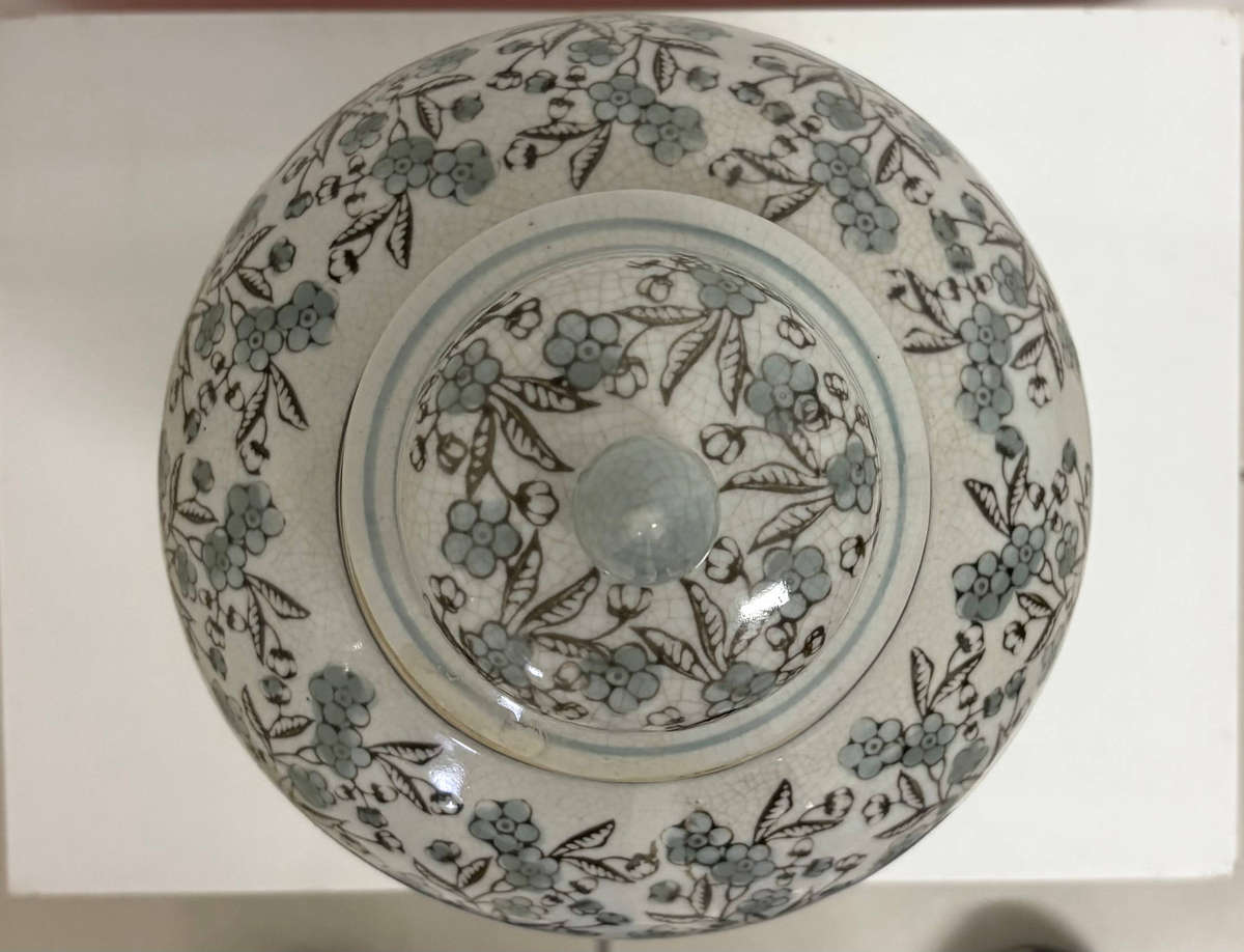 Decorative Flower Urn