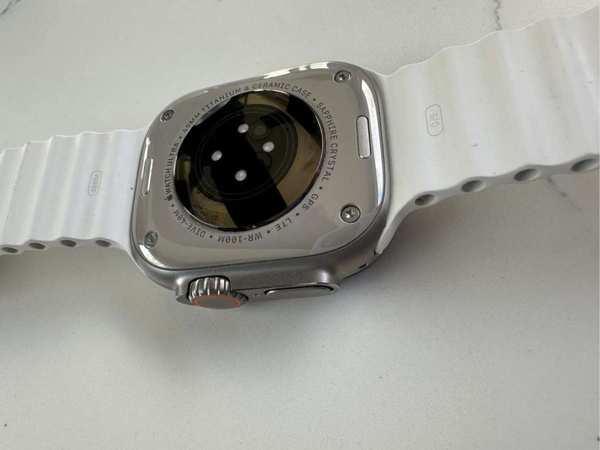 Apple Watch Ultra 1
