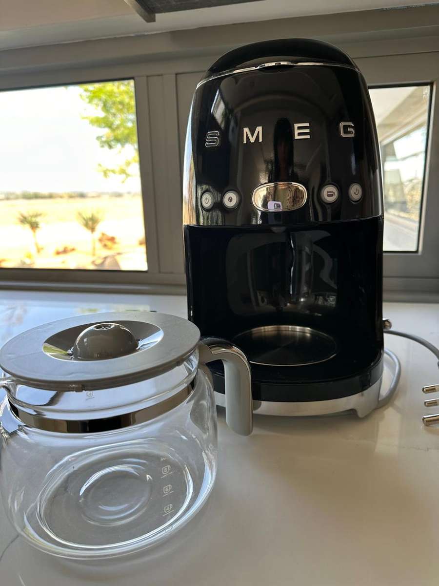 Smeg Filter Coffee Machine Black