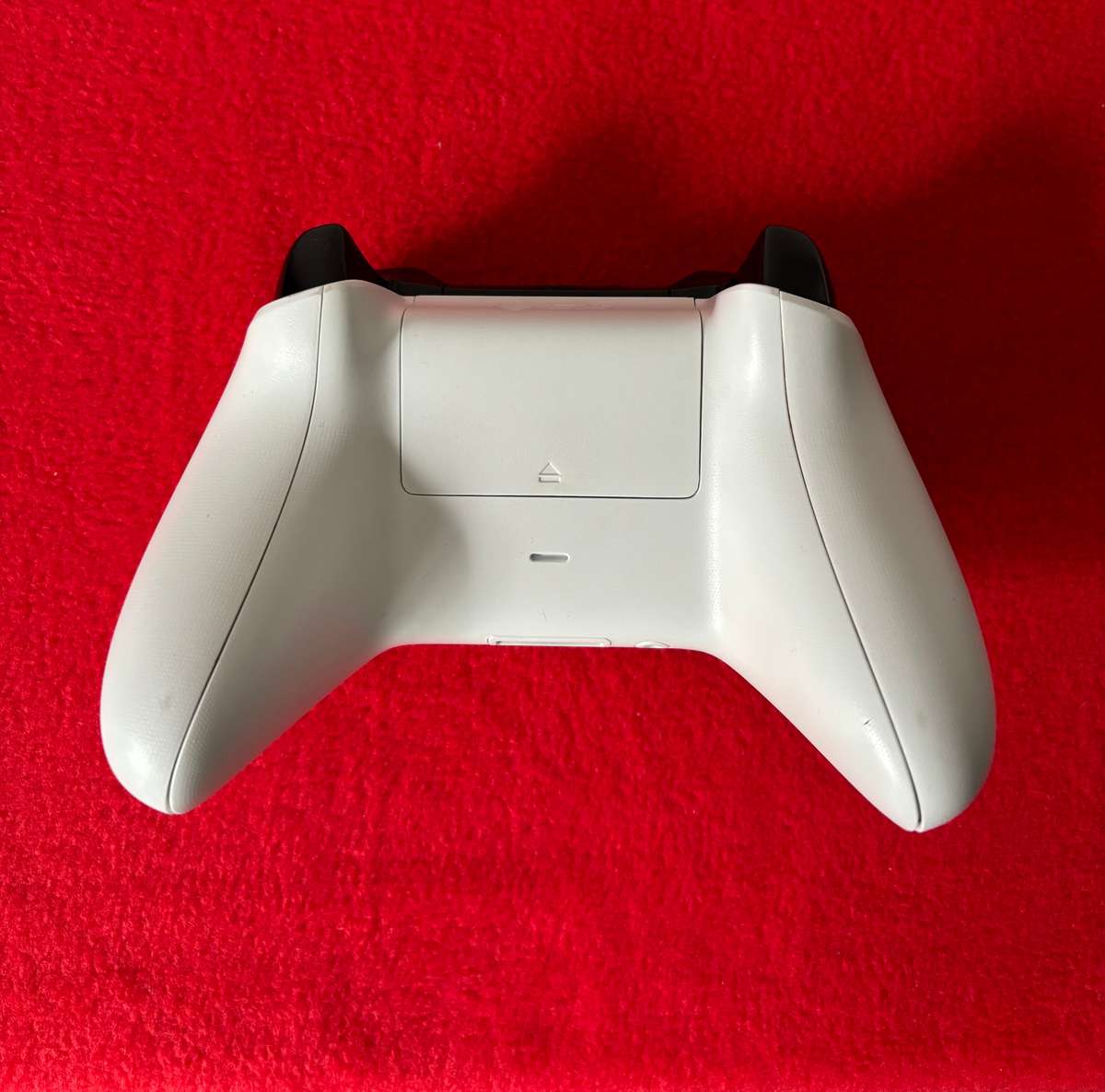 Secondhand Xbox One S Console Bundle with 3 Controllers & 4 Games