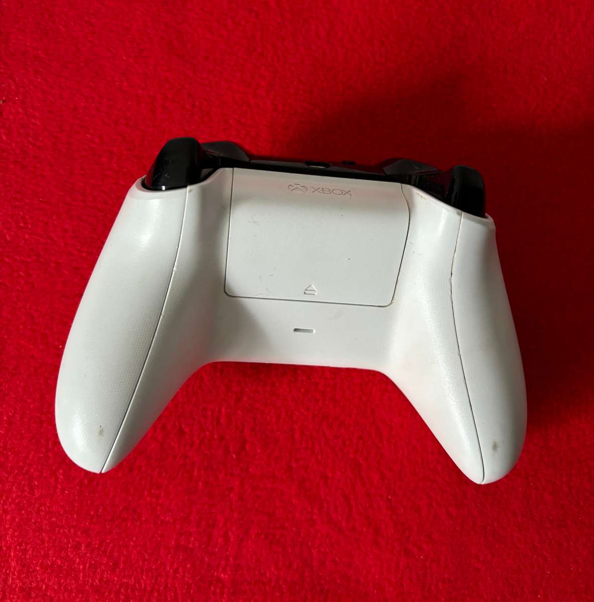 Secondhand Xbox One S Console Bundle with 3 Controllers & 4 Games