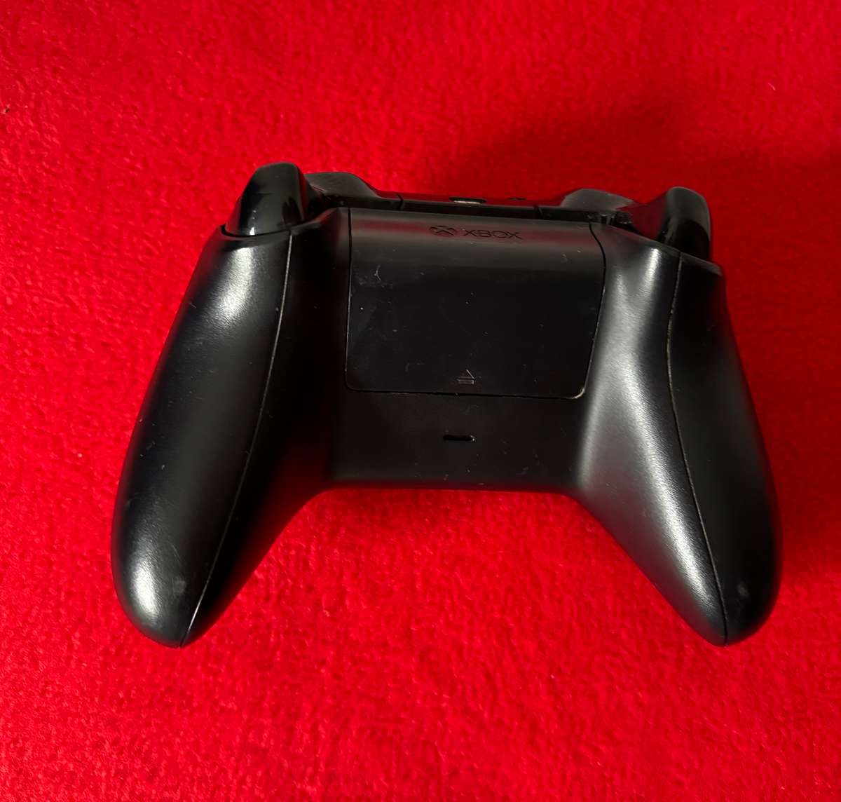 Secondhand Xbox One S Console Bundle with 3 Controllers & 4 Games