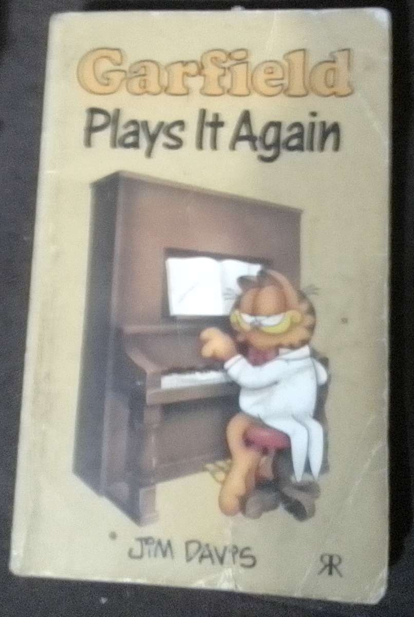 4x original vintage Garfield books