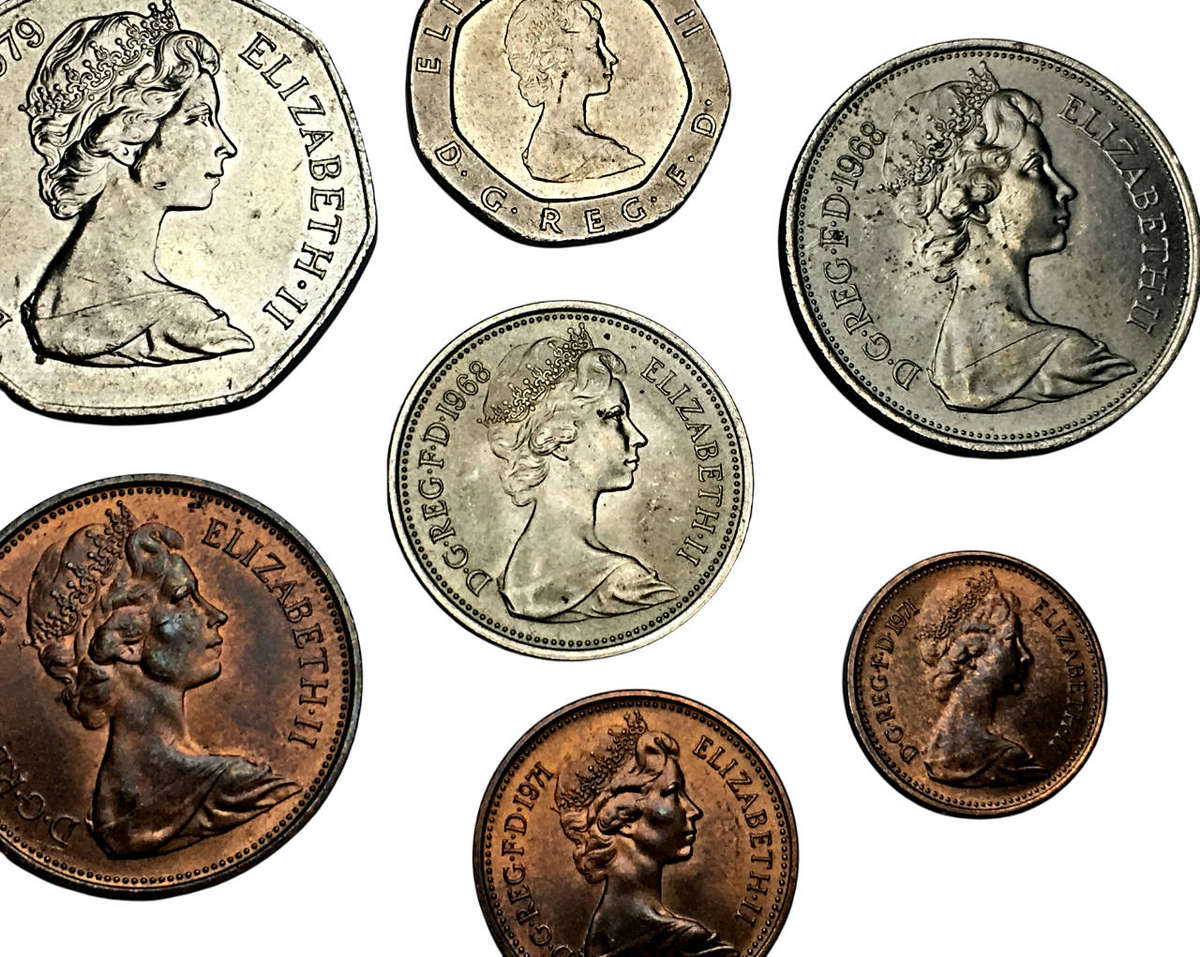 Britains Queen Elizabeth II First Decimal Coin Collection 7 Brilliant Uncirculated Coins 1969-1982