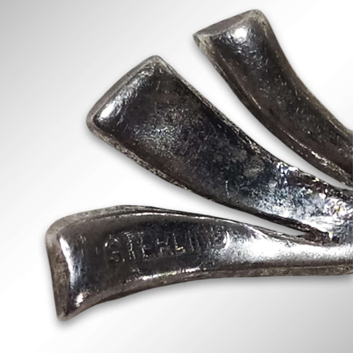 925 Sterling Silver Brooch With Marcasites