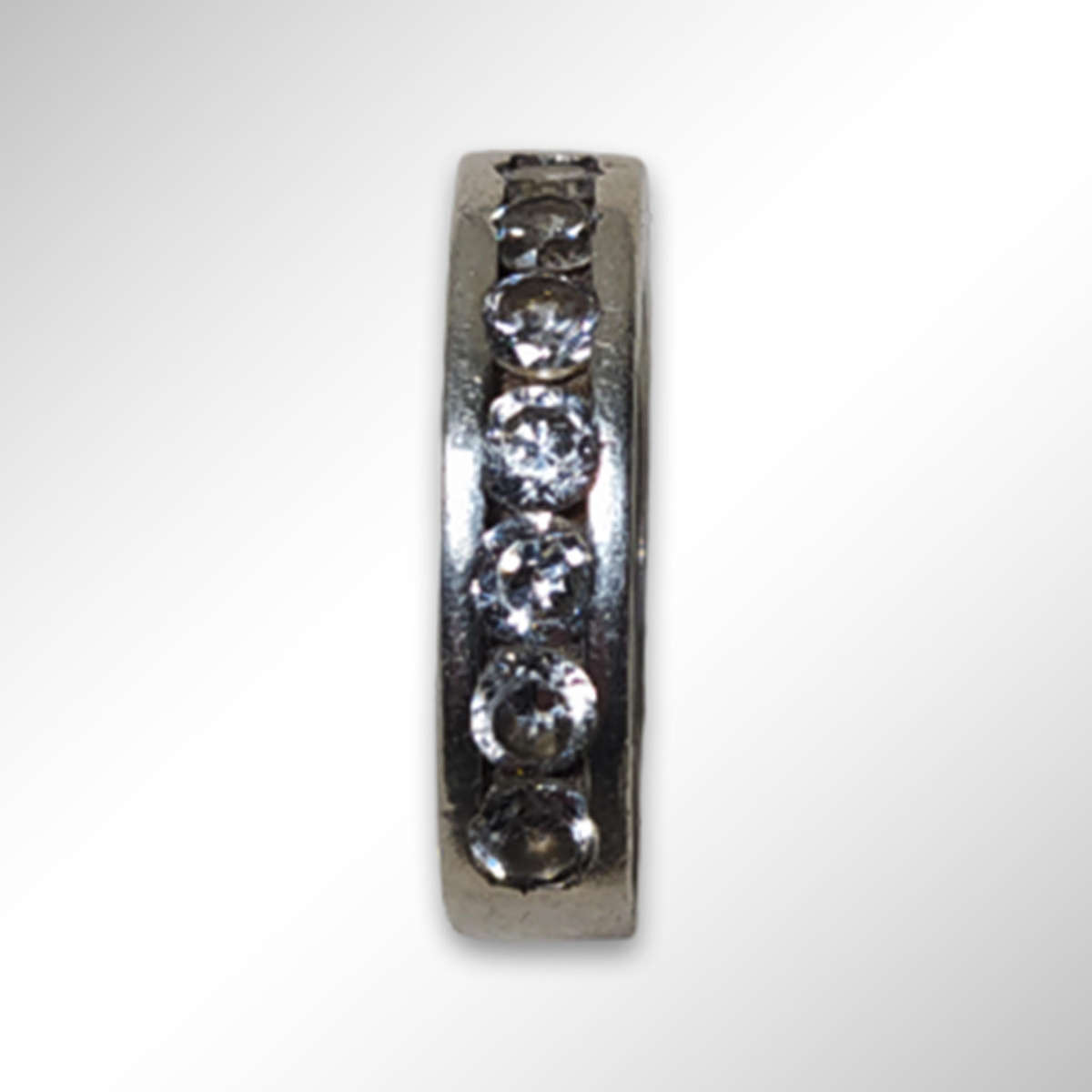 925 Sterling Silver Ring With CZ Stones