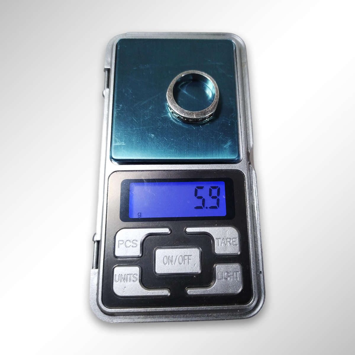 925 Sterling Silver Ring With CZ Stones