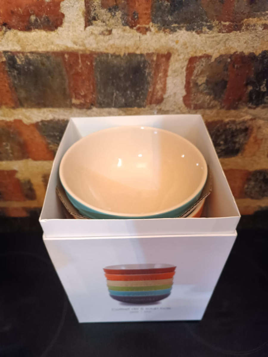 6 Piece Le Creuset Bowls