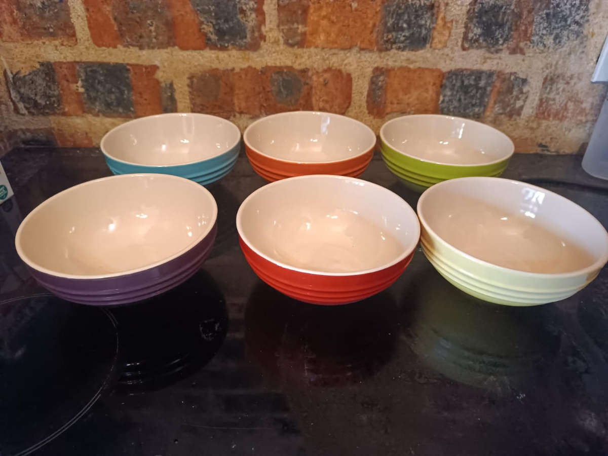 6 Piece Le Creuset Bowls