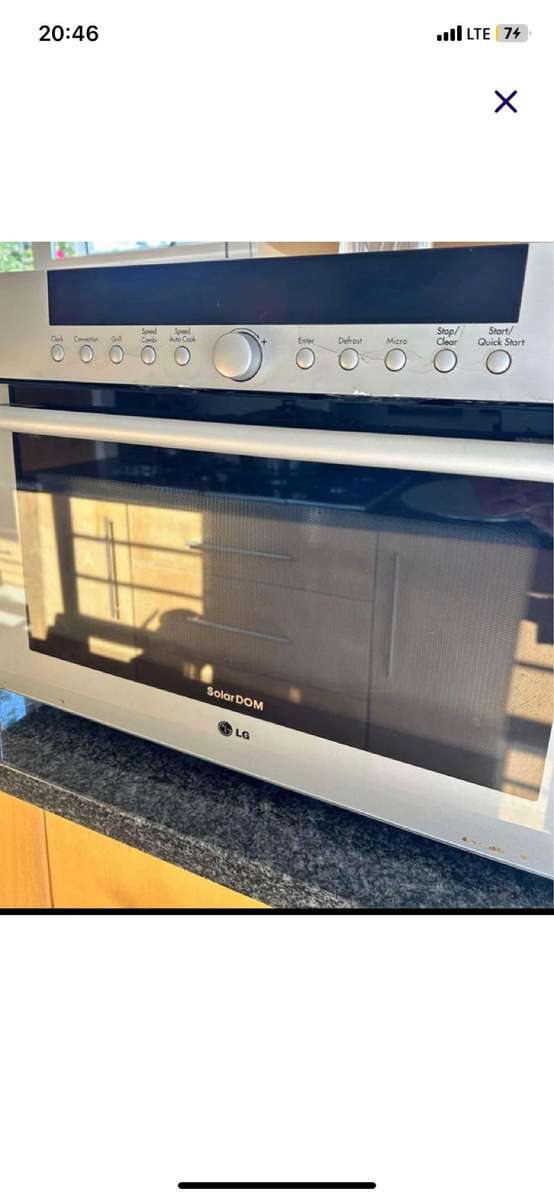 LG SOLARDOM MICROWAVE/OVEN