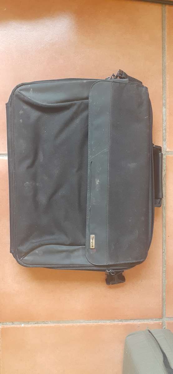 Targus laptop bag