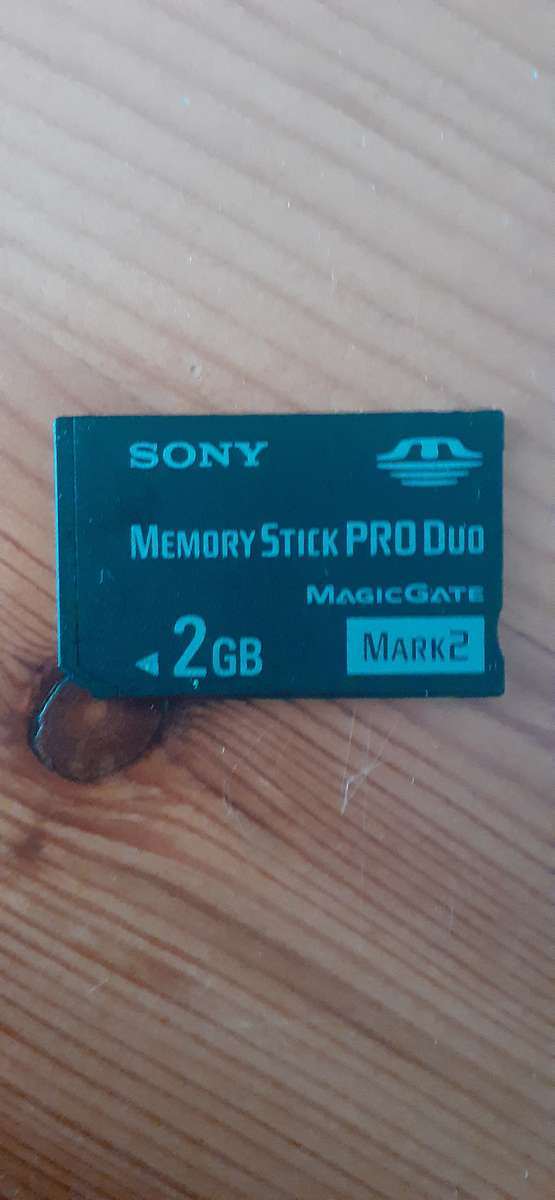 2gb memory stick pro duo