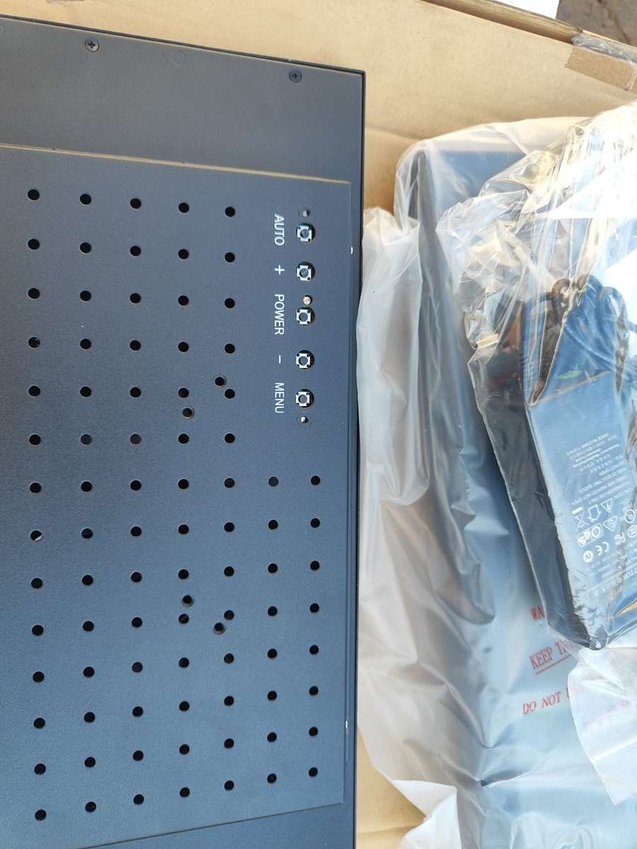 TACTILE 156K1-U-SAW (15.6 Inch Wide Touch Screen monitor)