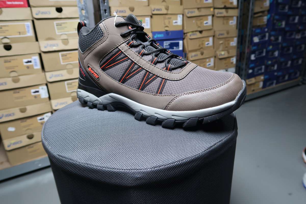 Hi Tec Pinnicle Mid Mens UK 10