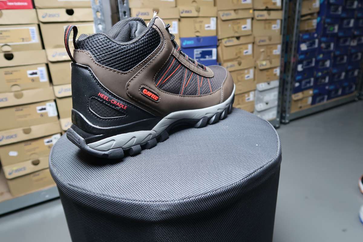 Hi Tec Pinnicle Mid Mens UK 10