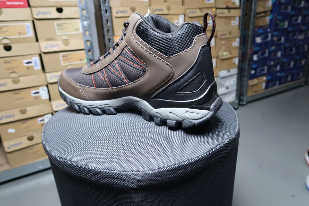 Hi Tec Pinnicle Mid Mens UK 10