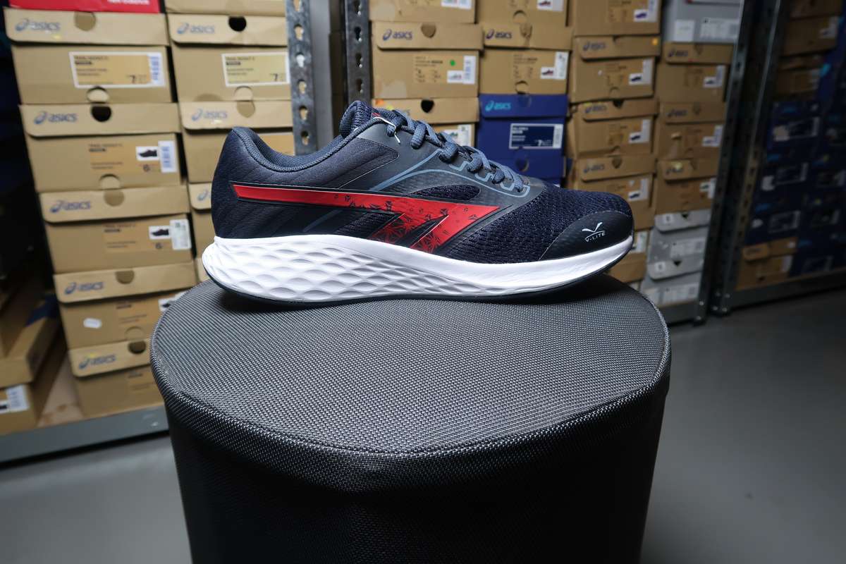 Hi Tec V lite Leo Uk 10